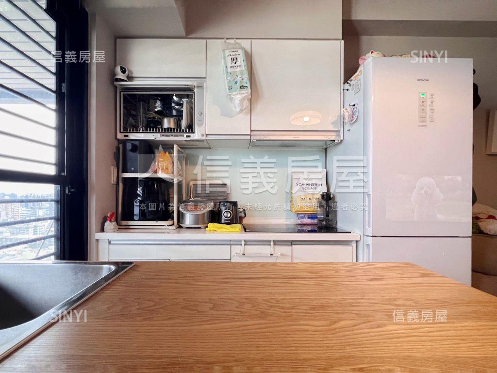 文化潤隆景觀兩房平車房屋室內格局與周邊環境