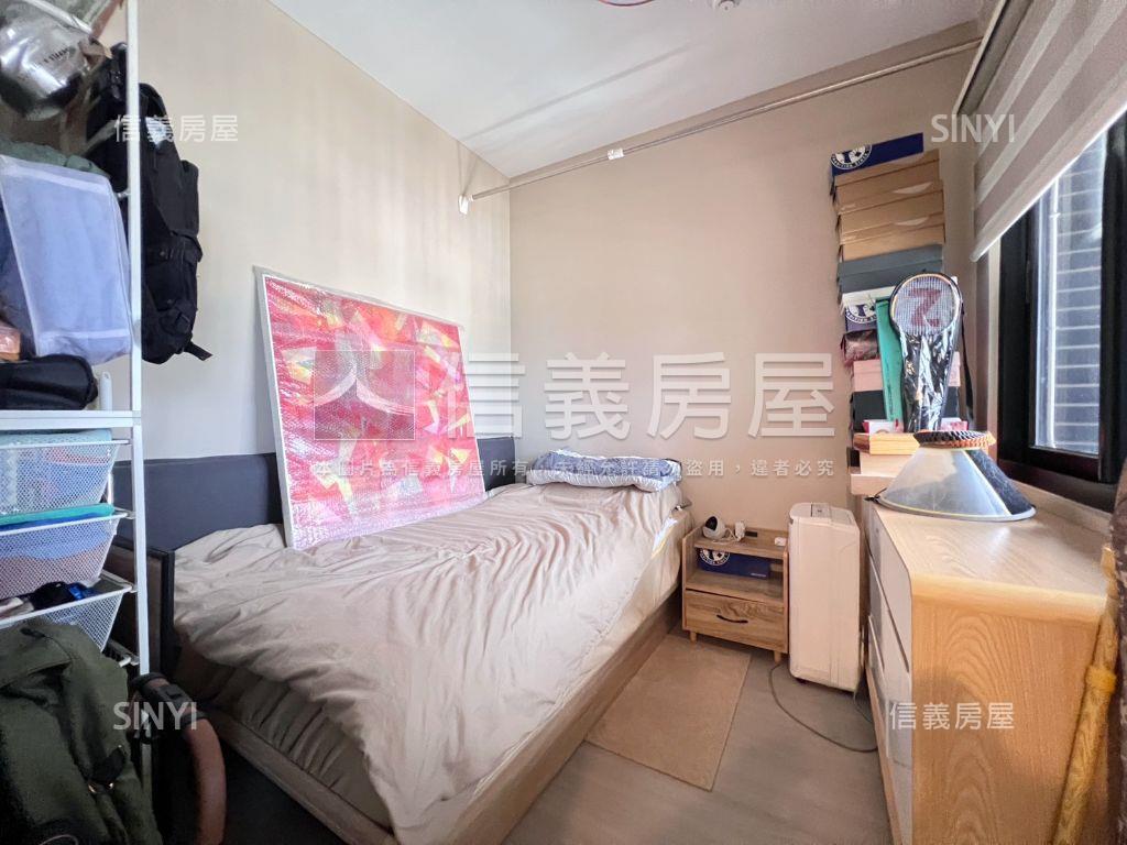 文化潤隆景觀兩房平車房屋室內格局與周邊環境