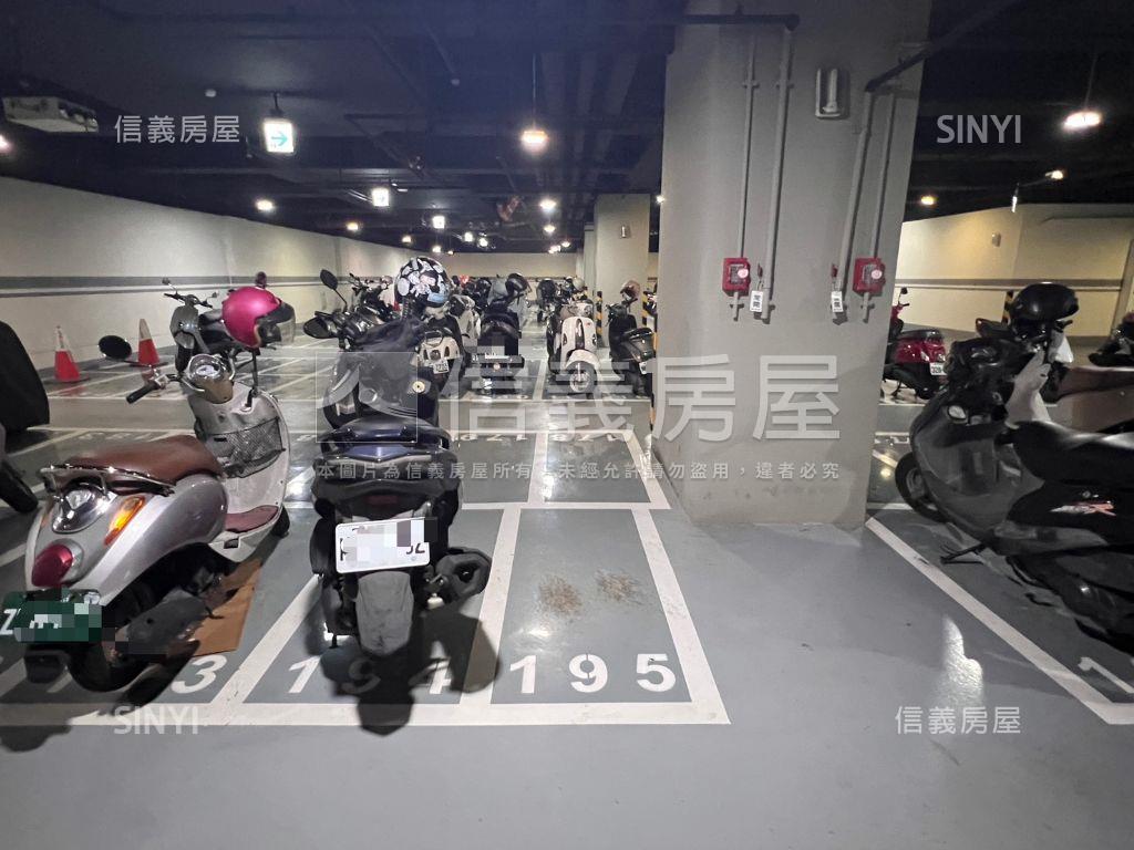 文化潤隆景觀兩房平車房屋室內格局與周邊環境