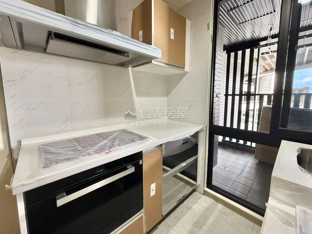 誠意出售ＶＶＳ１兩房平車房屋室內格局與周邊環境