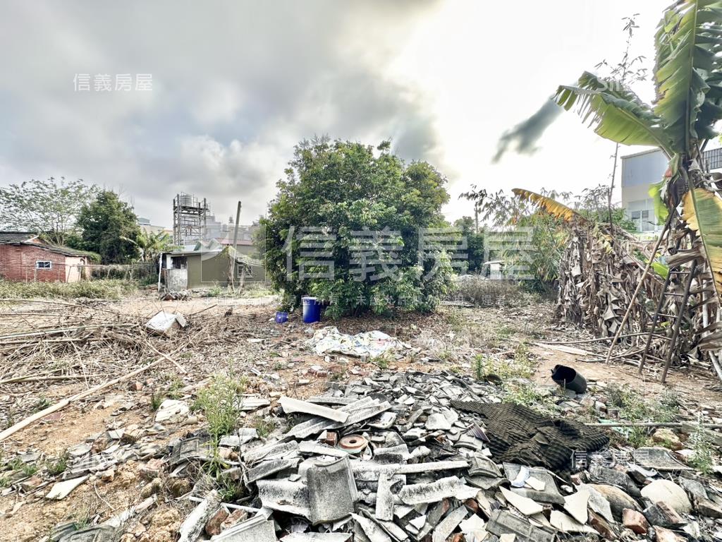 新社約４３４坪建地房屋室內格局與周邊環境