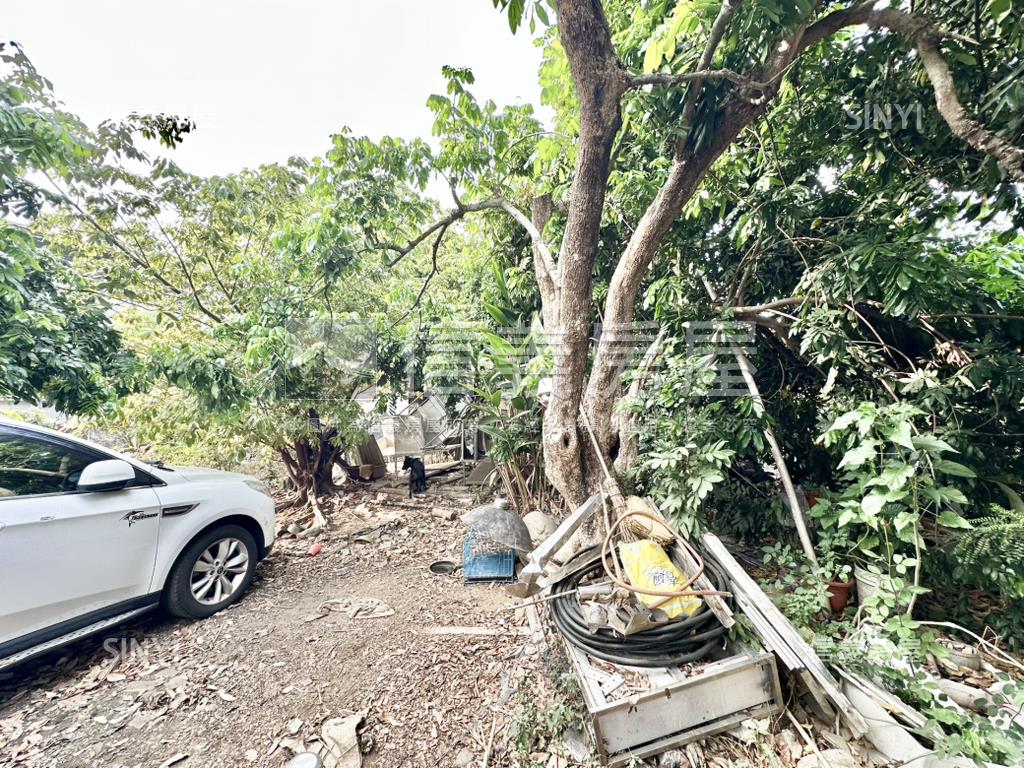 新社約４３４坪建地房屋室內格局與周邊環境