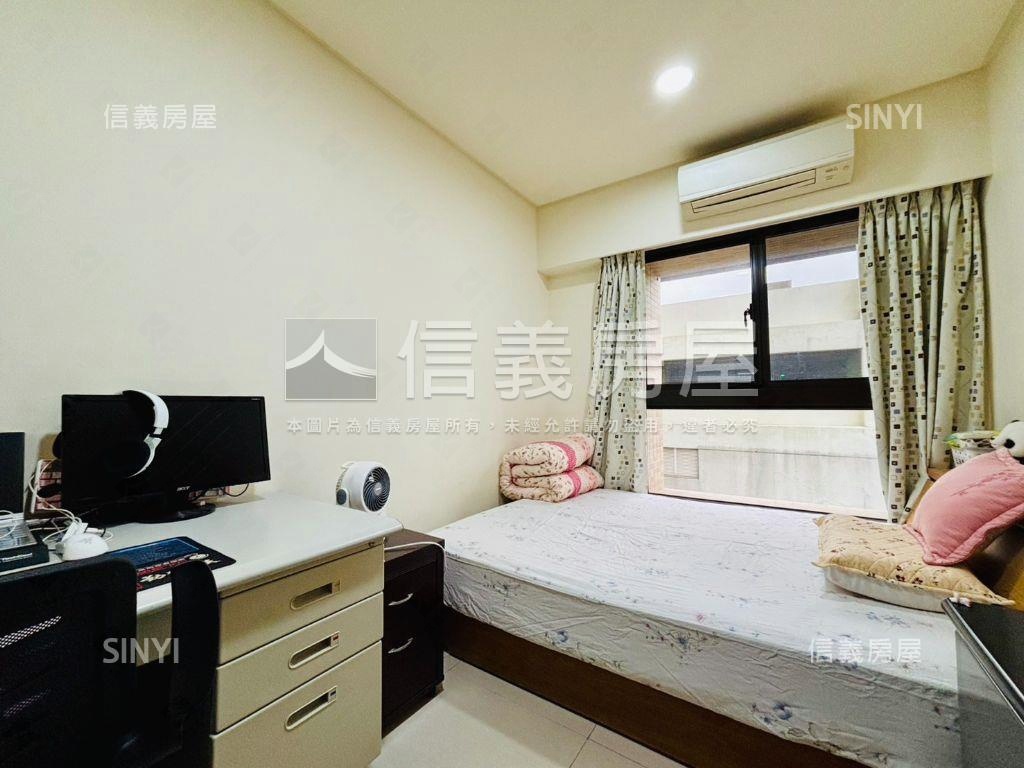 下樓就是家樂福劍橋三房房屋室內格局與周邊環境