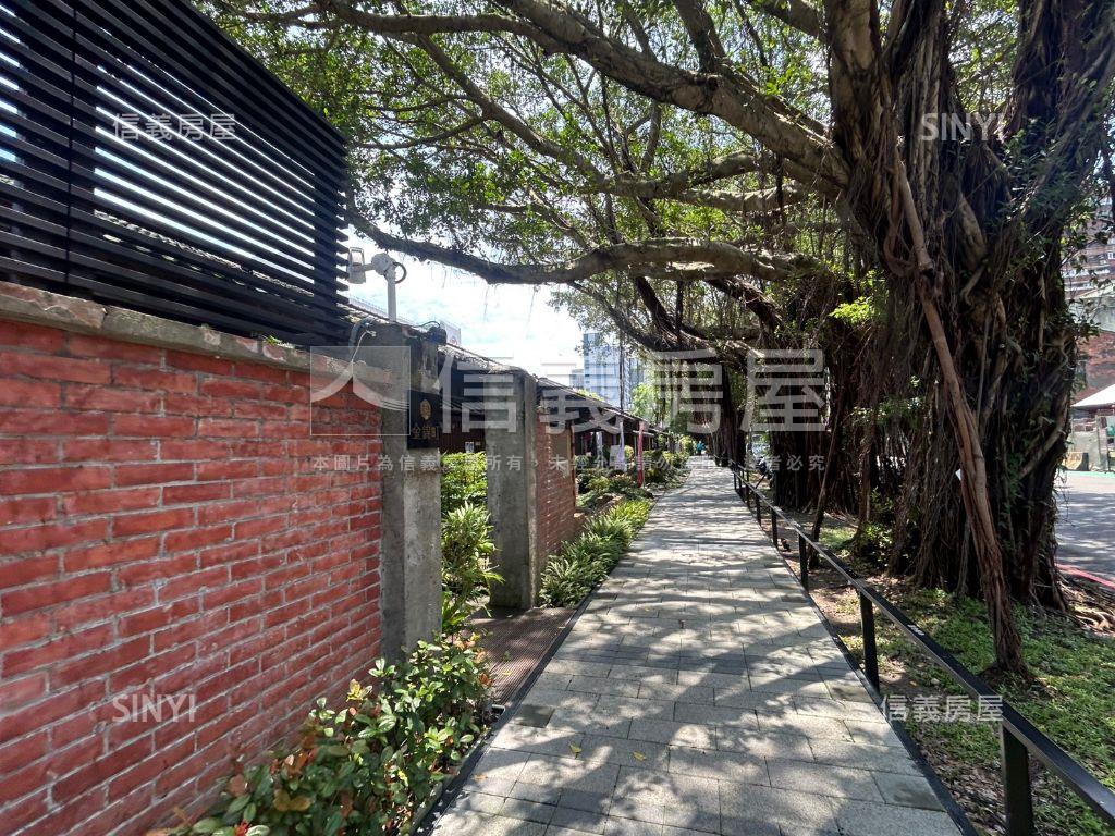 可看房富享金華街很誠售房屋室內格局與周邊環境