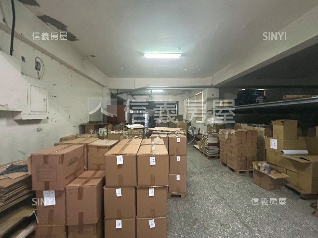 中正工業大樓７樓房屋室內格局與周邊環境