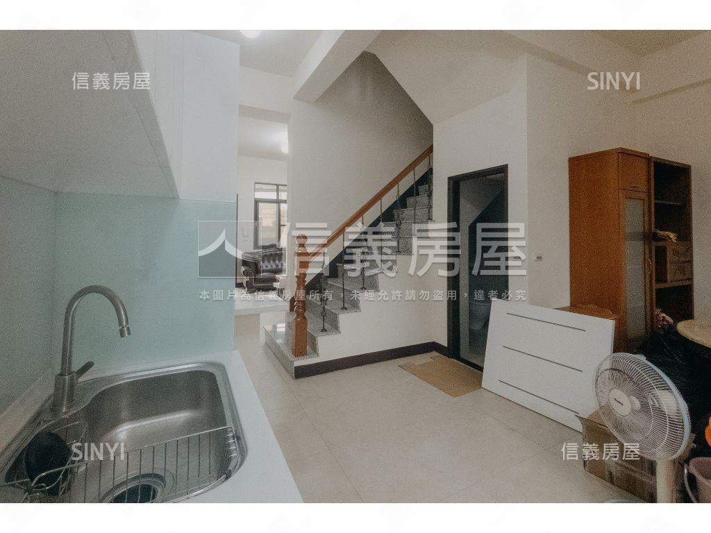 東山全新正市區透天房屋室內格局與周邊環境
