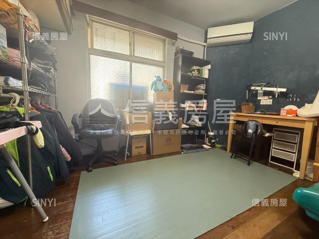 專任中泰邊間公寓四樓房屋室內格局與周邊環境