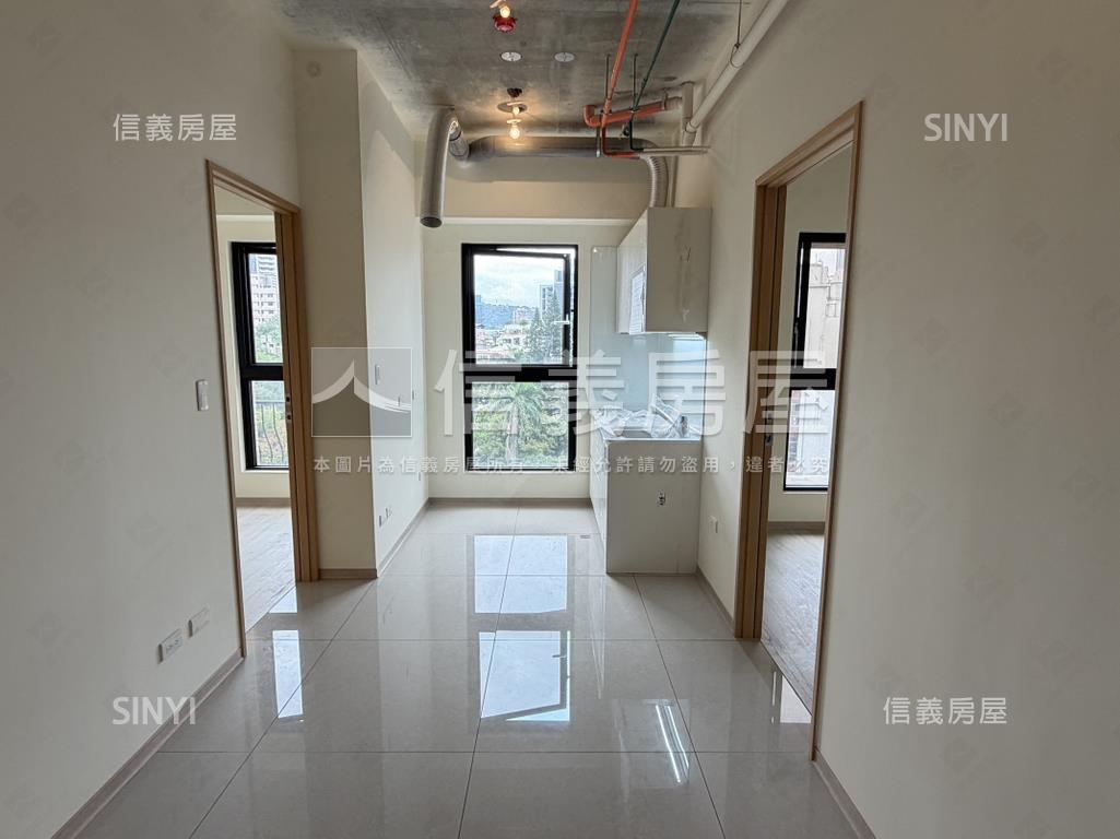 新成屋昇陽麗鉑極品２房房屋室內格局與周邊環境