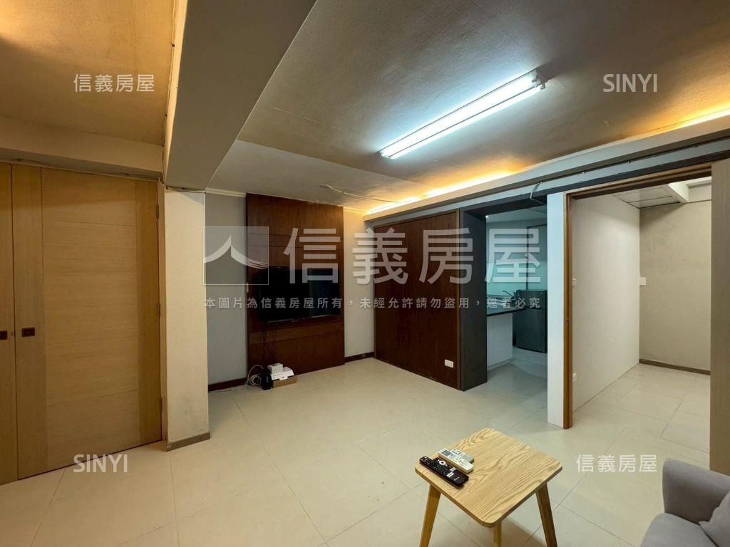 至誠路透天房屋室內格局與周邊環境