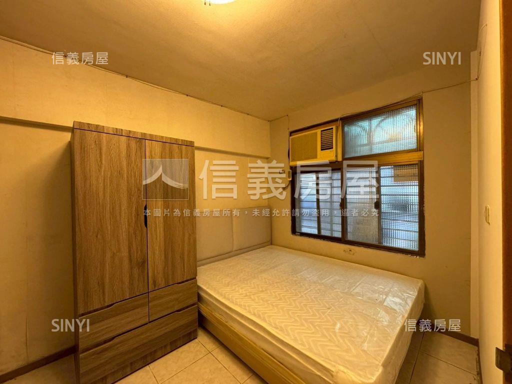 至誠路透天房屋室內格局與周邊環境