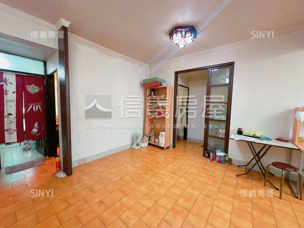 【專約】捷運方正面寬公寓房屋室內格局與周邊環境