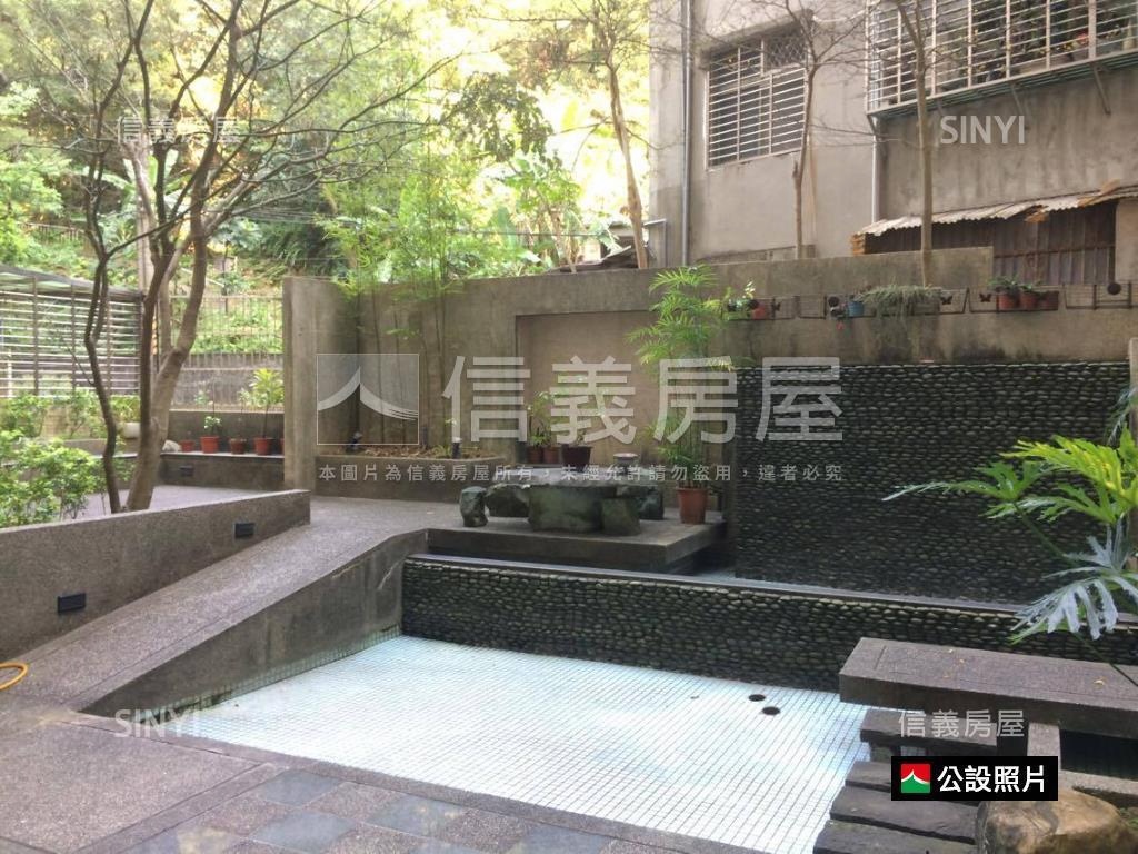 文藝中興邊間方正四房車位房屋室內格局與周邊環境