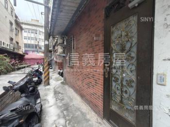 中原夜市四套房公寓