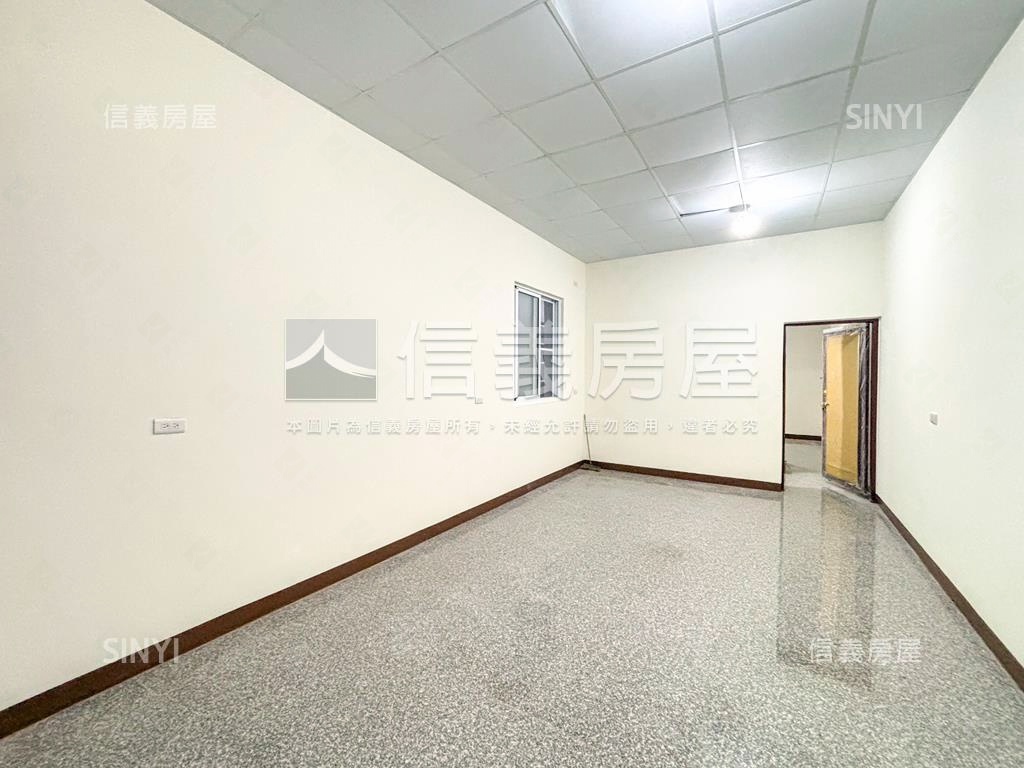 三民活巷邊間美透天房屋室內格局與周邊環境