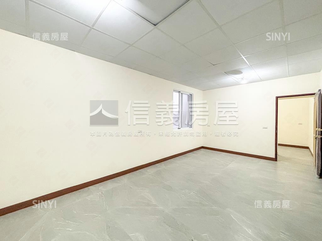 三民活巷邊間美透天房屋室內格局與周邊環境