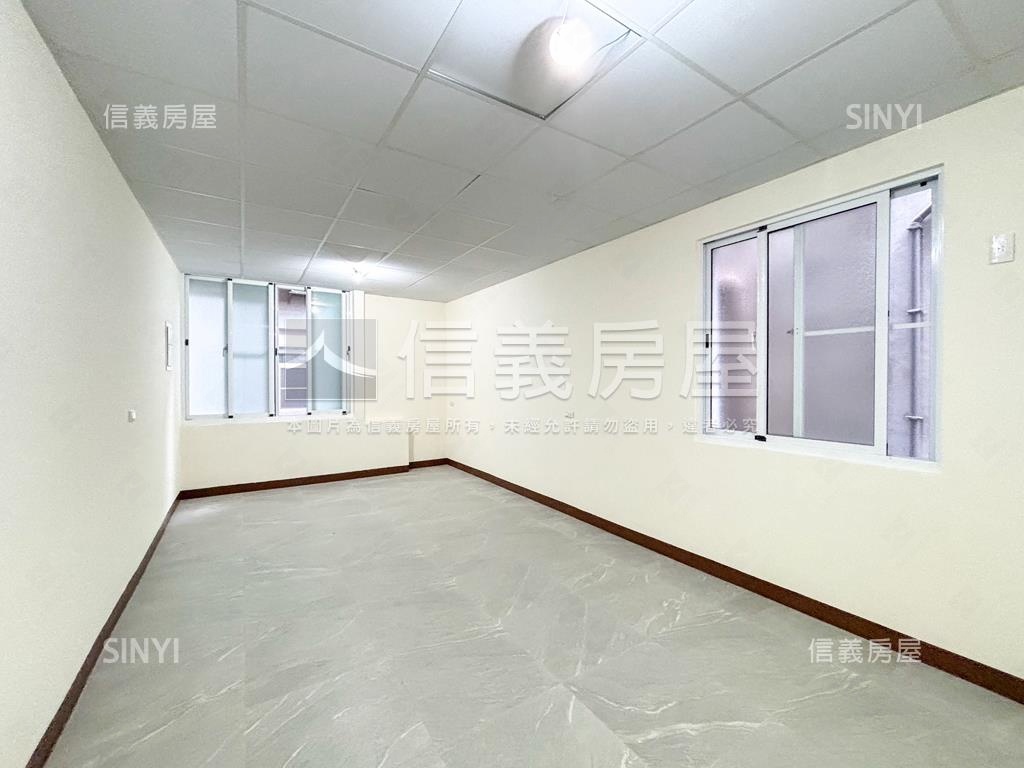 三民活巷邊間美透天房屋室內格局與周邊環境