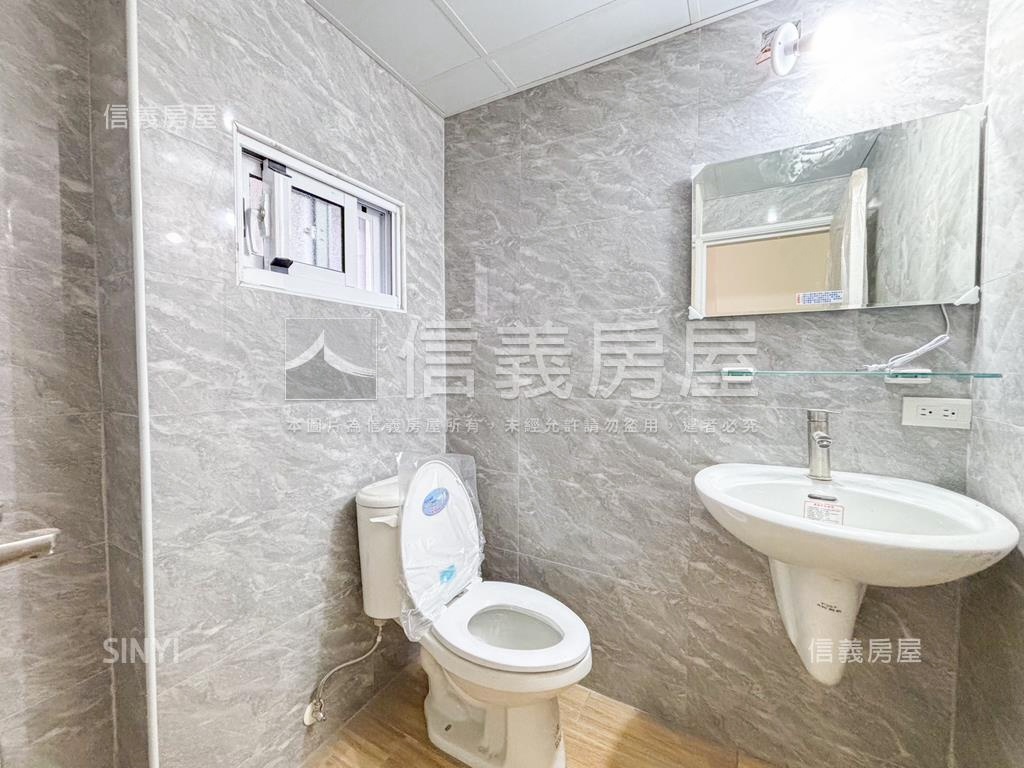 三民活巷邊間美透天房屋室內格局與周邊環境