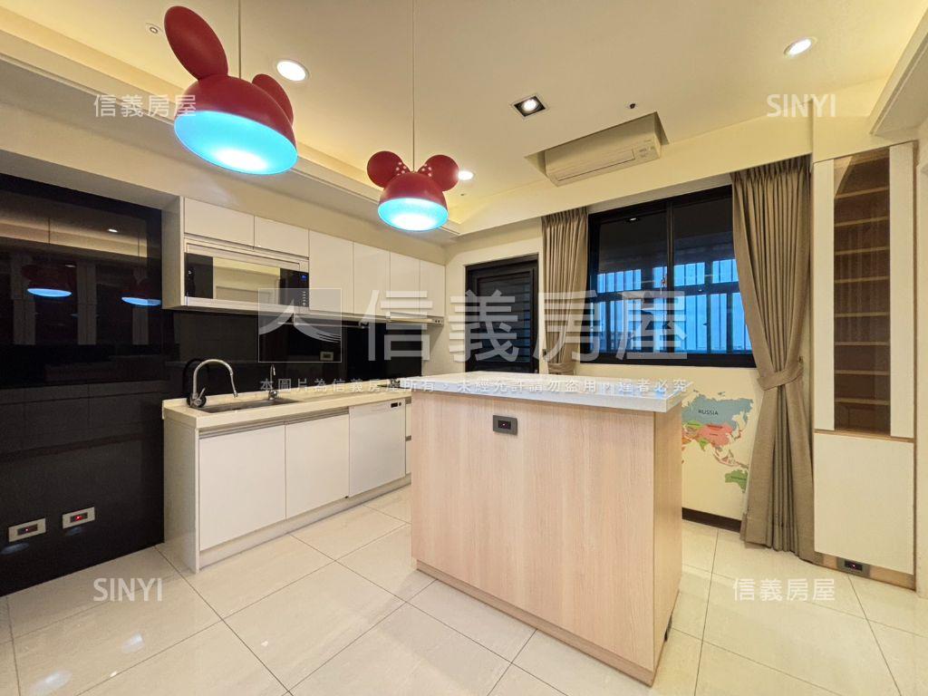 明日耀現況２房雙平面車位房屋室內格局與周邊環境