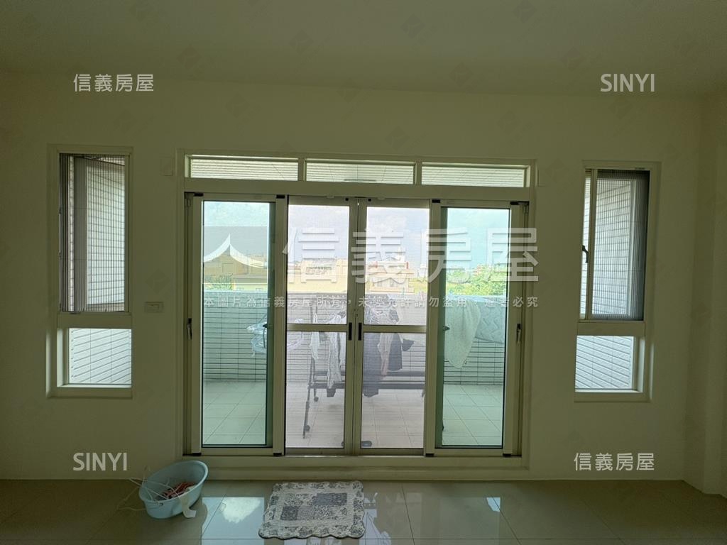 和美輕屋齡社區透天房屋室內格局與周邊環境