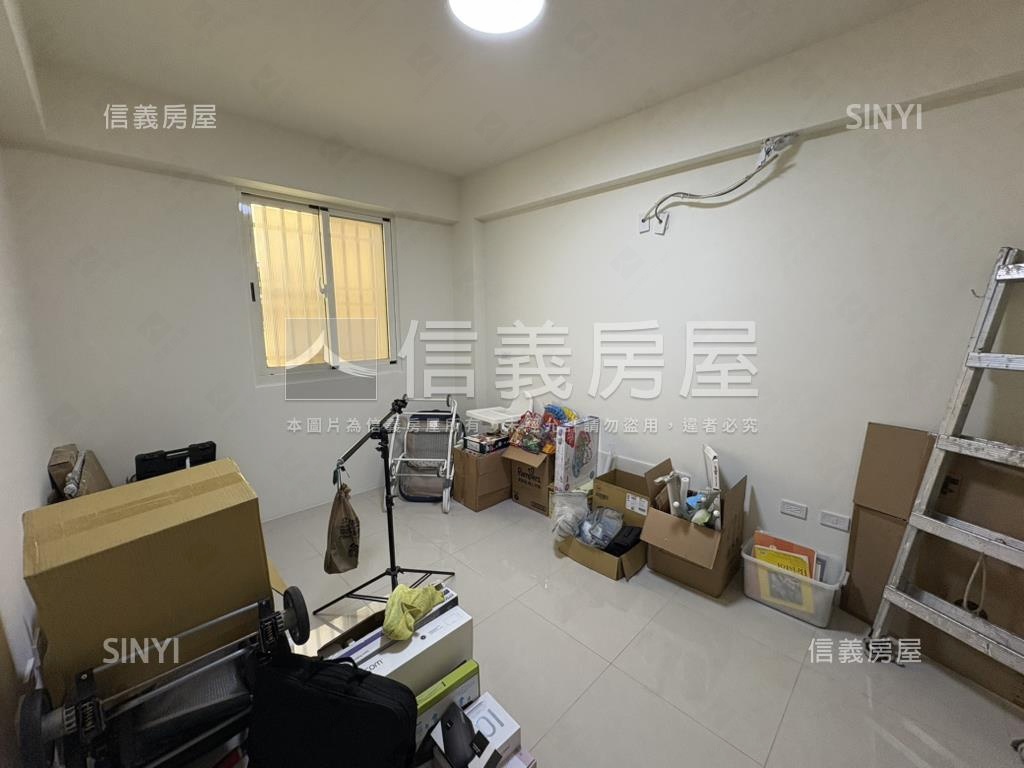 和美輕屋齡社區透天房屋室內格局與周邊環境