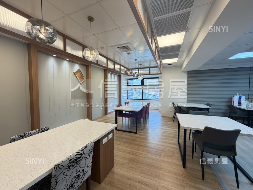 成大地標稀有金鑽店面Ａ房屋室內格局與周邊環境