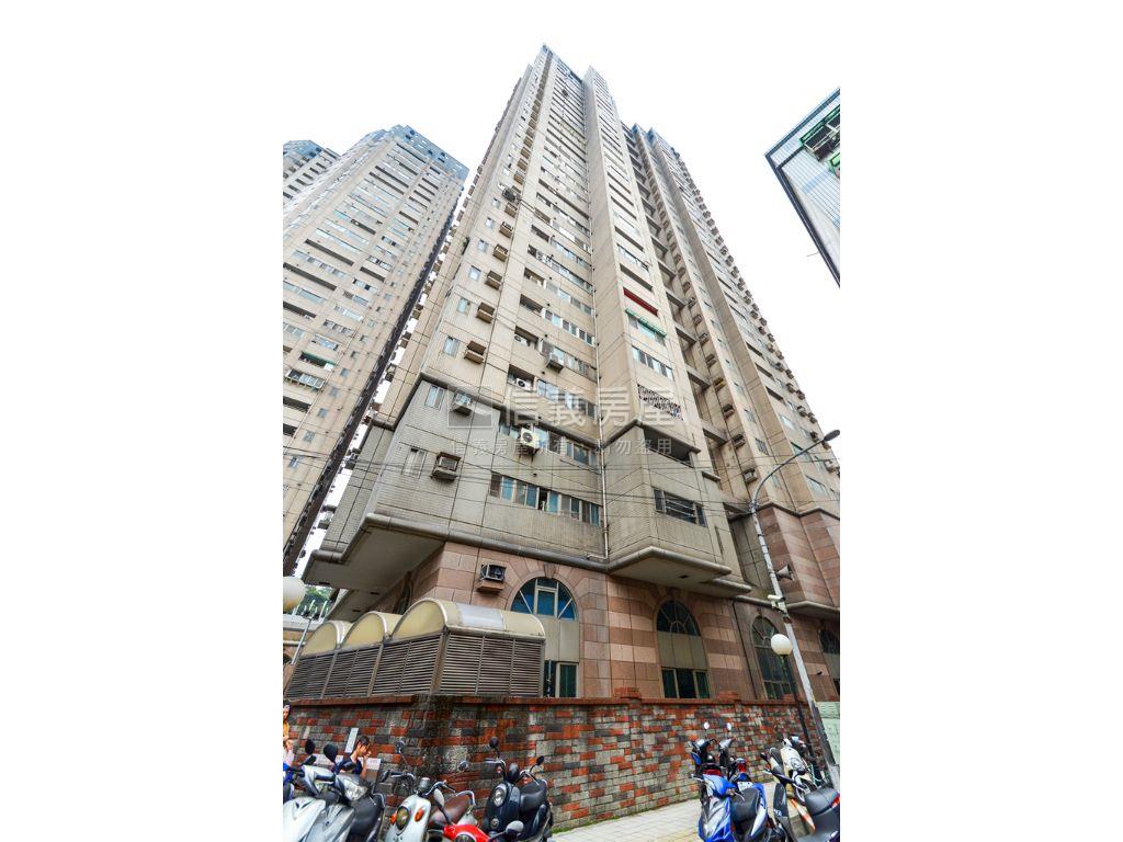 力霸山河稀有１０１景觀房屋室內格局與周邊環境