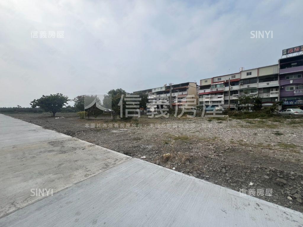 枋寮鄉方正規劃農地１房屋室內格局與周邊環境