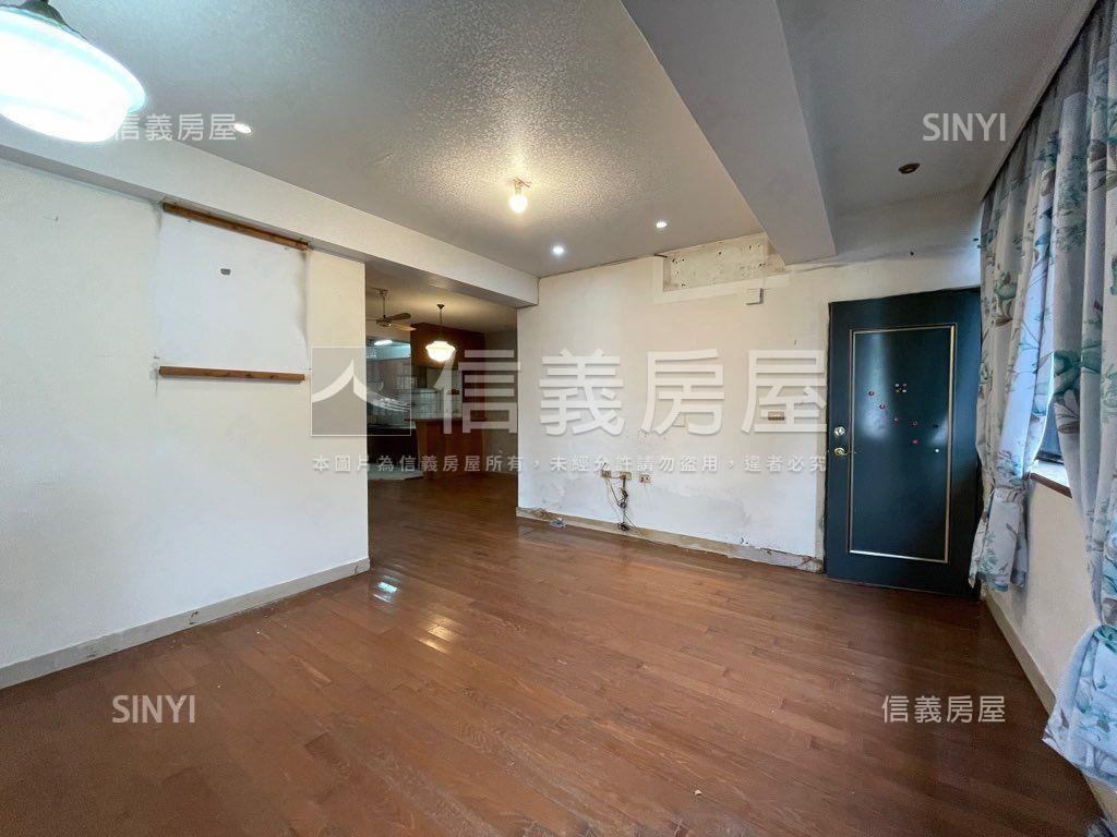 一層一戶低總價公寓房屋室內格局與周邊環境