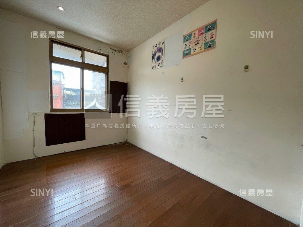 一層一戶低總價公寓房屋室內格局與周邊環境