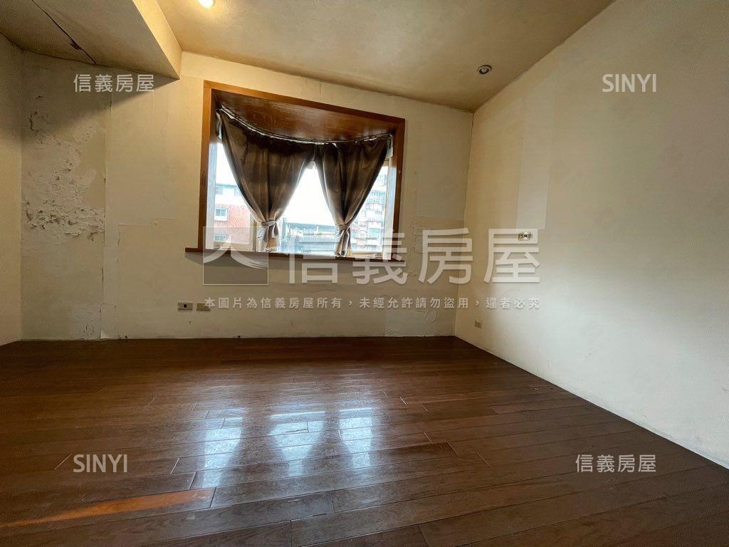 一層一戶低總價公寓房屋室內格局與周邊環境