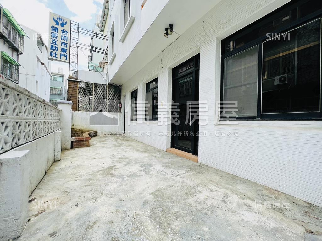 東寧路有間漂亮角窗老房子房屋室內格局與周邊環境