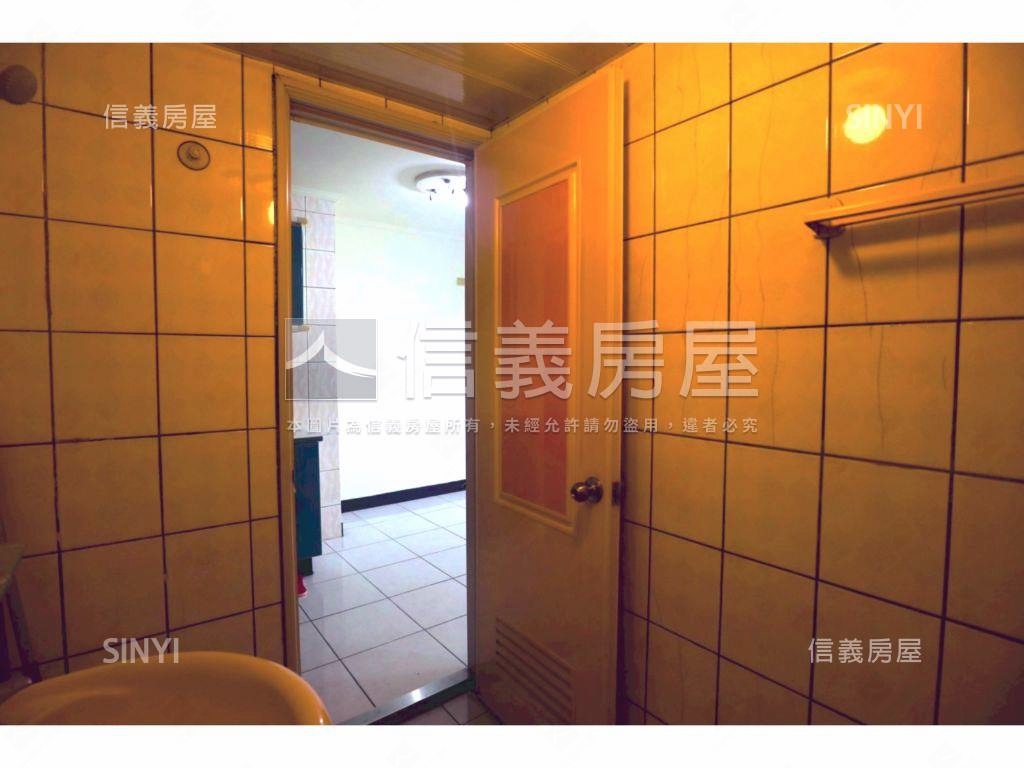 低總價瑞士高樓美景套房房屋室內格局與周邊環境