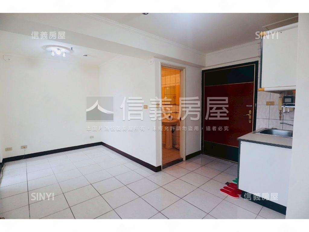 低總價瑞士高樓美景套房房屋室內格局與周邊環境