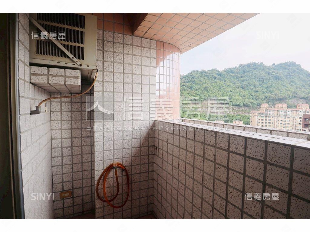 低總價瑞士高樓美景套房房屋室內格局與周邊環境