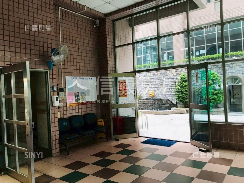 低總價瑞士高樓美景套房房屋室內格局與周邊環境