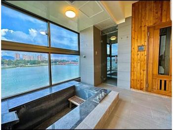 天泉。左岸八里河景好風光