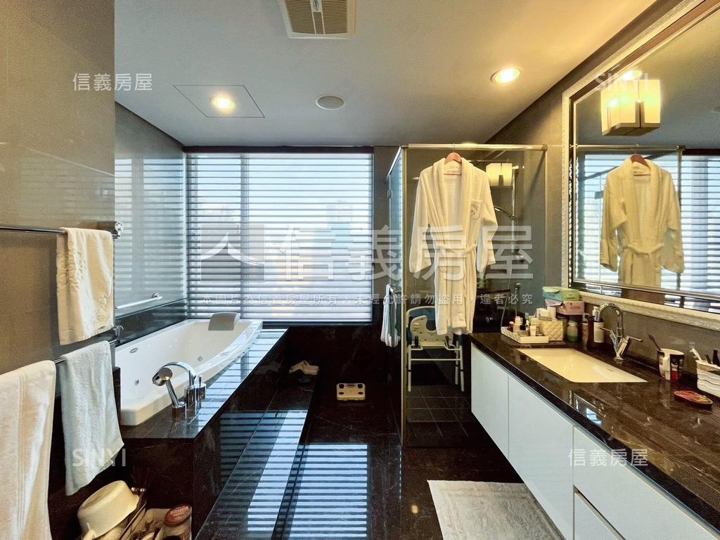 歌劇院惠宇市政觀邸四平車房屋室內格局與周邊環境