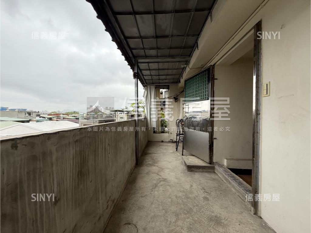 台藝大金雞母鼎佳佳房屋室內格局與周邊環境