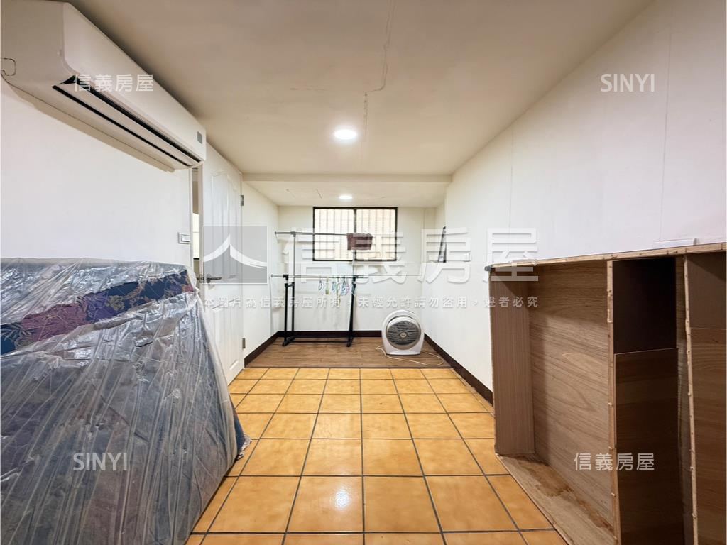 台藝大金雞母鼎佳佳房屋室內格局與周邊環境