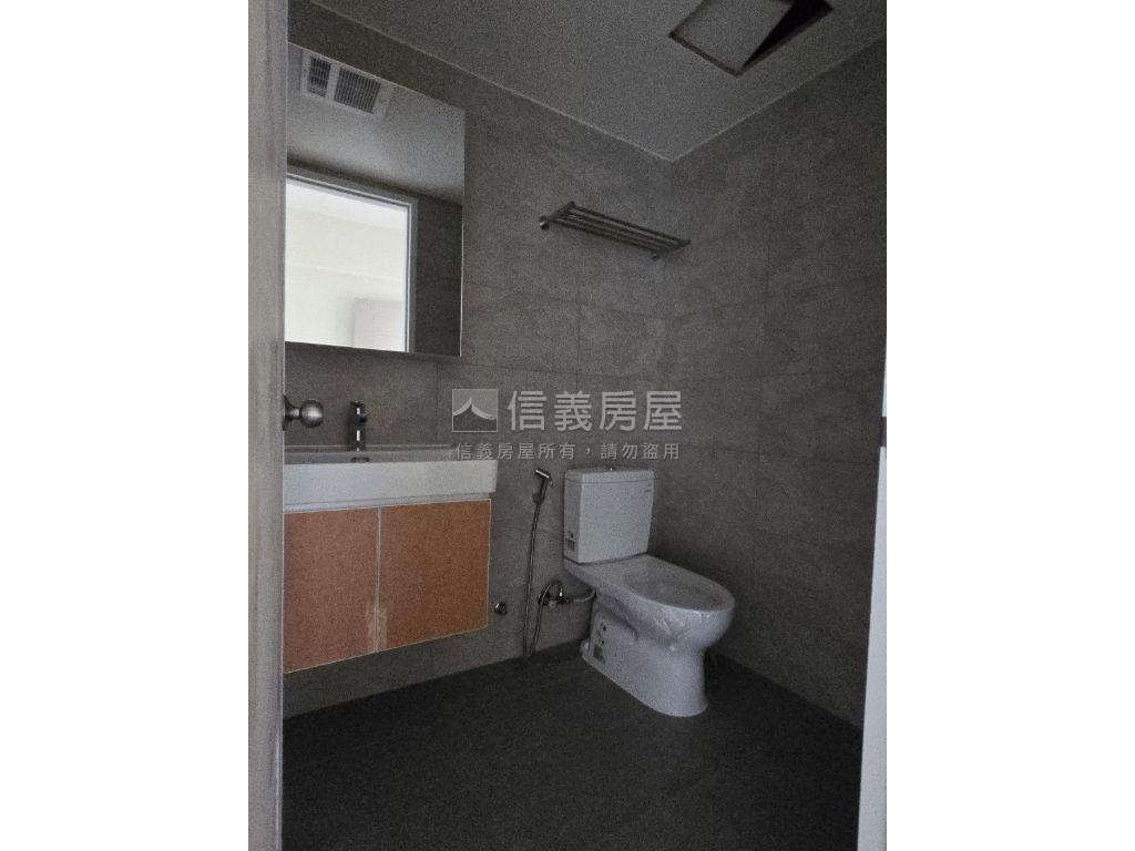登福安波兩房平車房屋室內格局與周邊環境