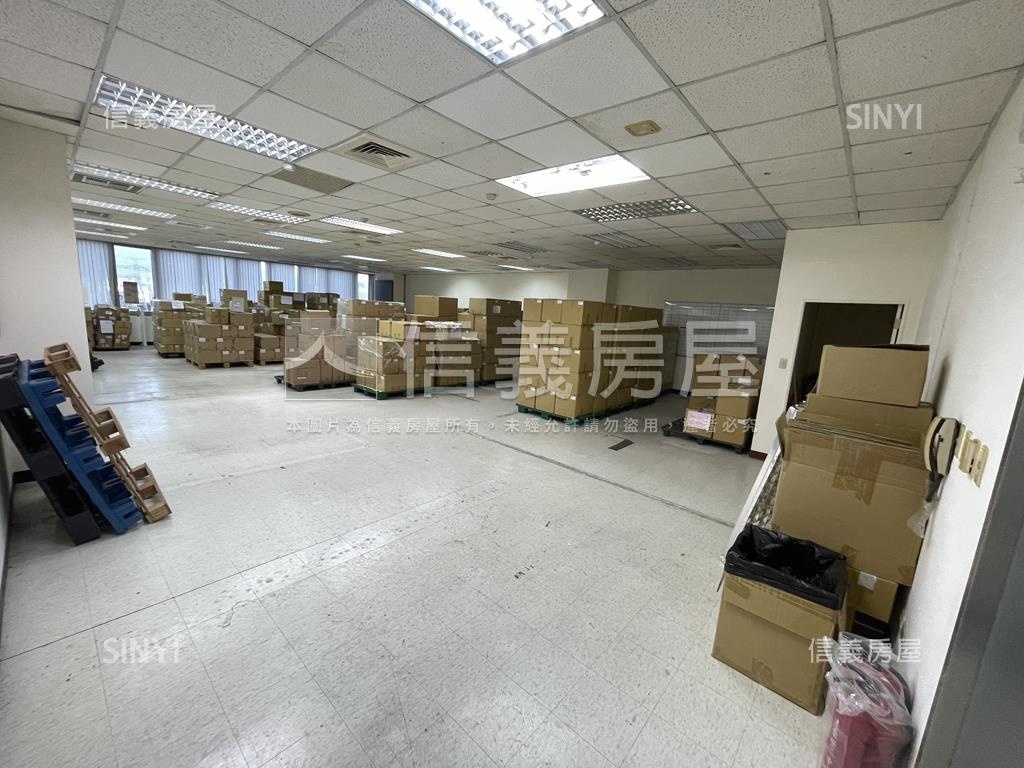 遠東世界中心廠辦房屋室內格局與周邊環境