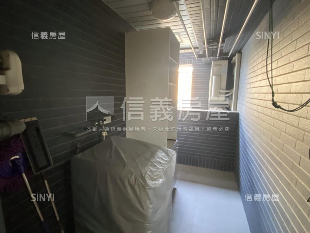 民生路萬吉俬藏三房平車房屋室內格局與周邊環境