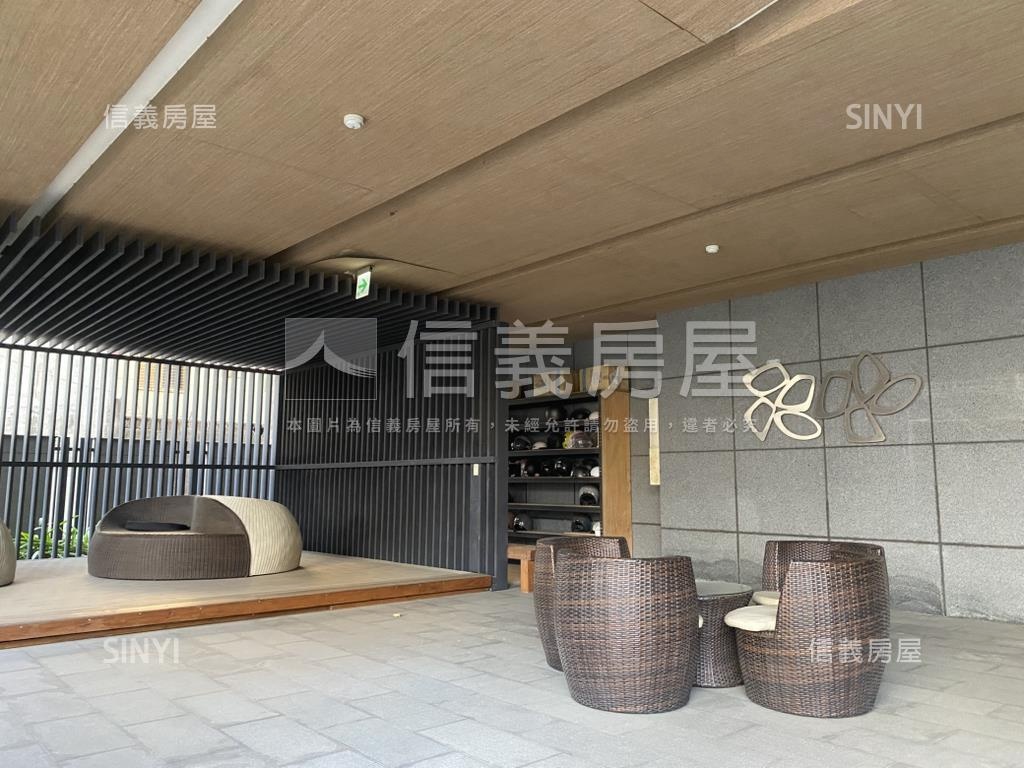 民生路萬吉俬藏三房平車房屋室內格局與周邊環境