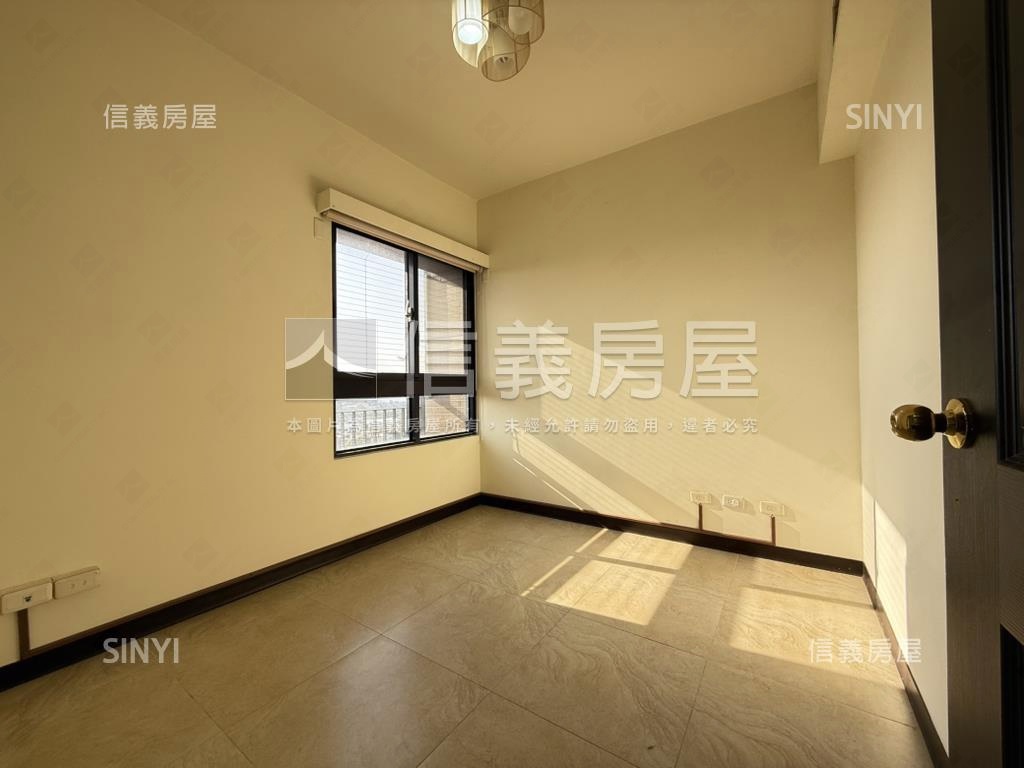 光田特區世界１景三房平車房屋室內格局與周邊環境