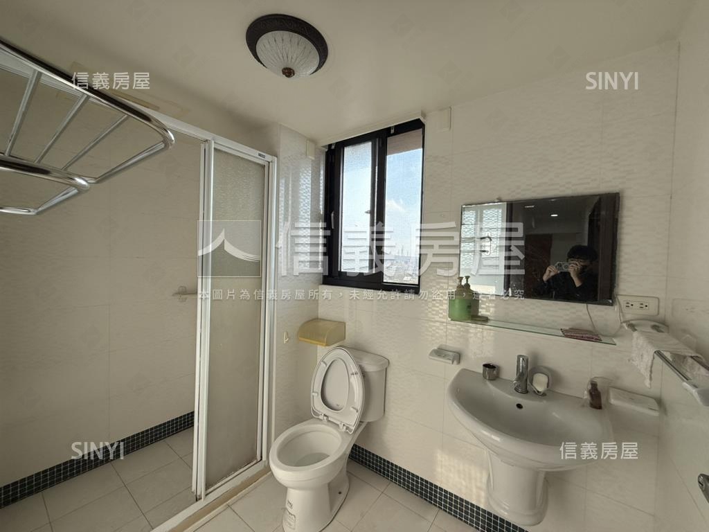 光田特區世界１景三房平車房屋室內格局與周邊環境