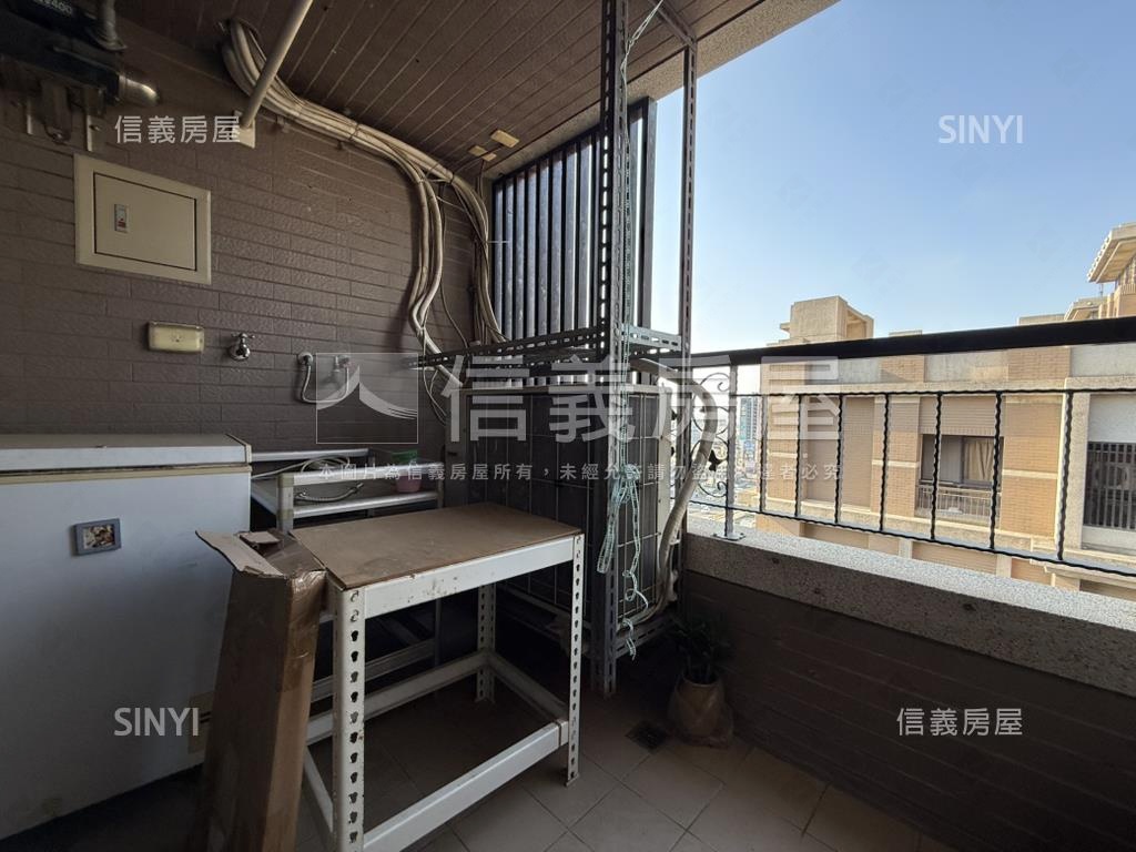 光田特區世界１景三房平車房屋室內格局與周邊環境