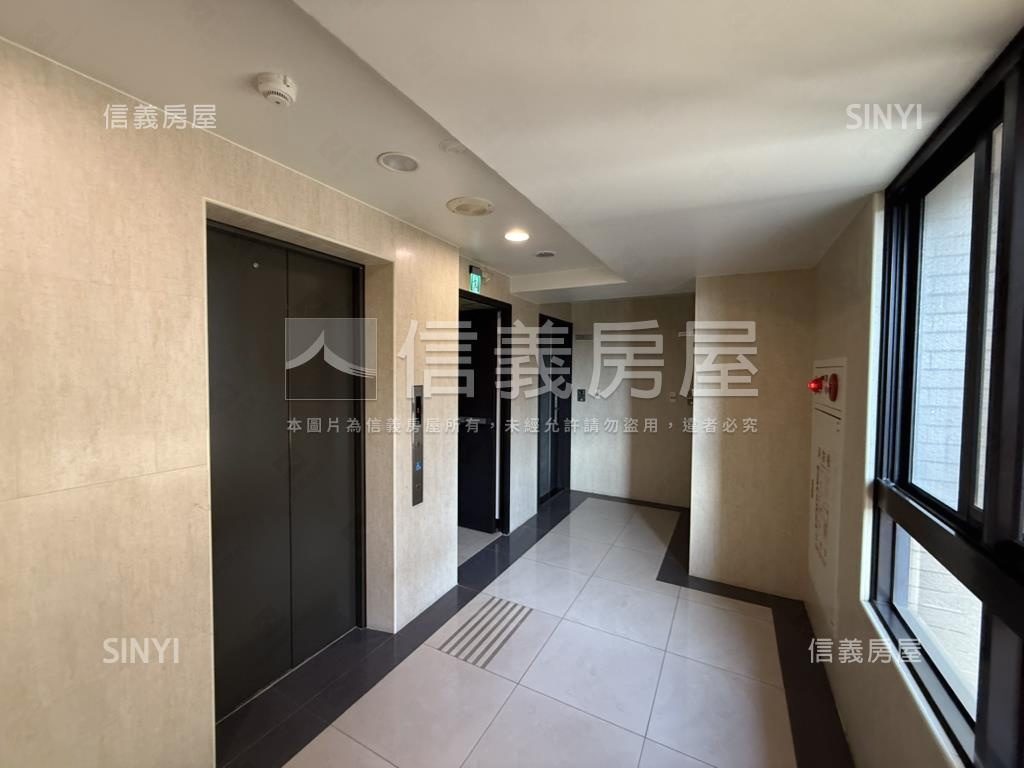 光田特區世界１景三房平車房屋室內格局與周邊環境