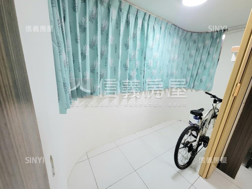 樹孝商圈✦精裝潢三房車位房屋室內格局與周邊環境