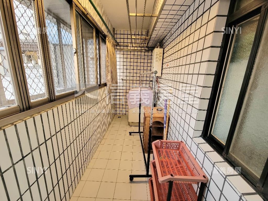 樹孝商圈✦精裝潢三房車位房屋室內格局與周邊環境