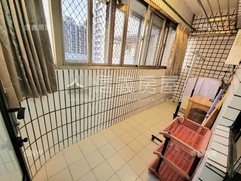 樹孝商圈✦精裝潢三房車位房屋室內格局與周邊環境